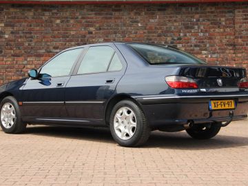 Peugeot 406